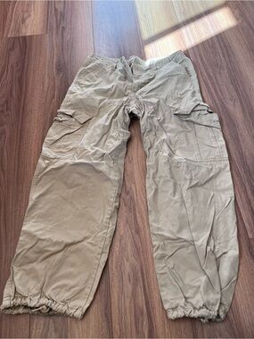 Levi's Track Cargo Jogger Pants in Khaki
